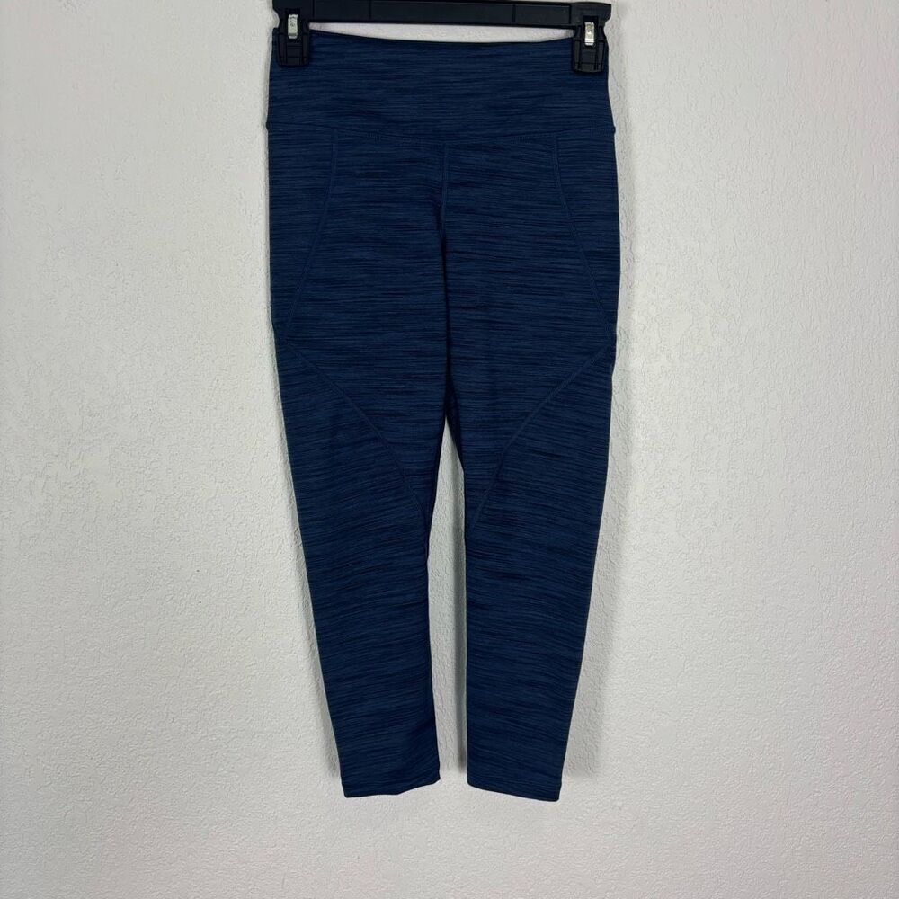 Patagonia Striped Blue and Black‎ High Waisted Capri Leggings Size XS